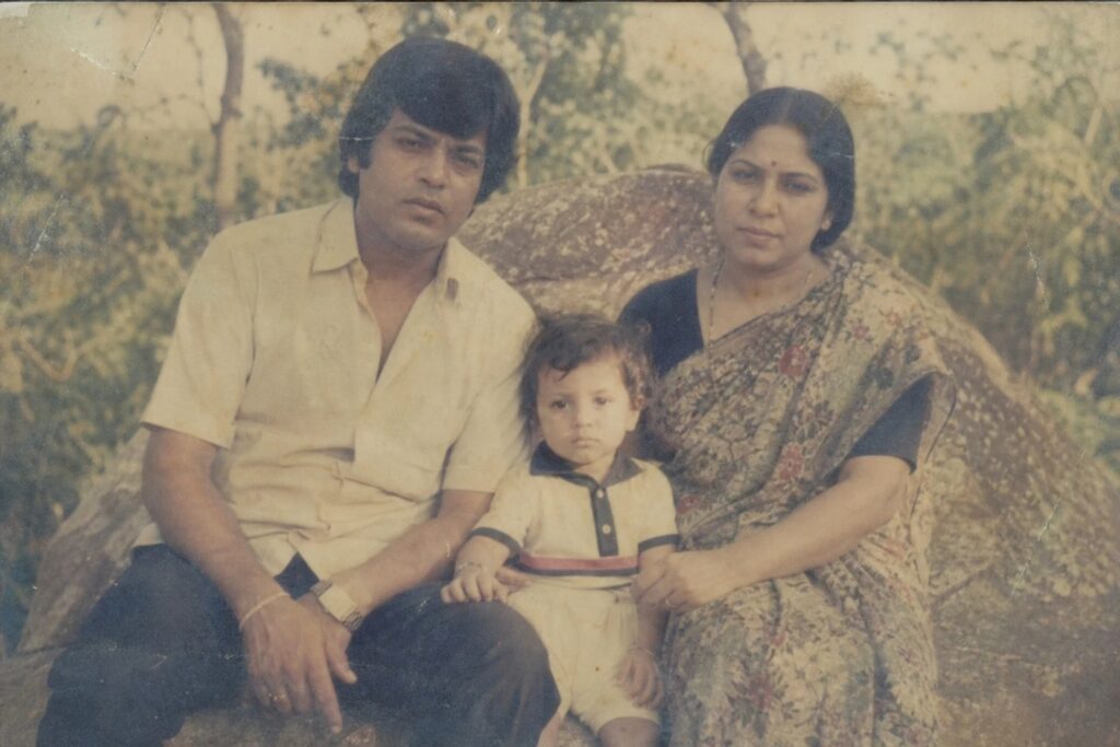 Old family photo before AI photo restoration